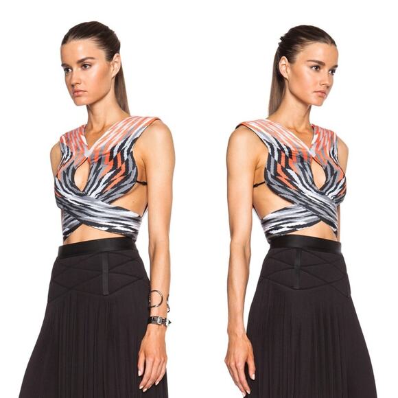 Alexander Wang Accordion Pleated Criss Cross Top in Pavement Woven - Picture 9 of 16